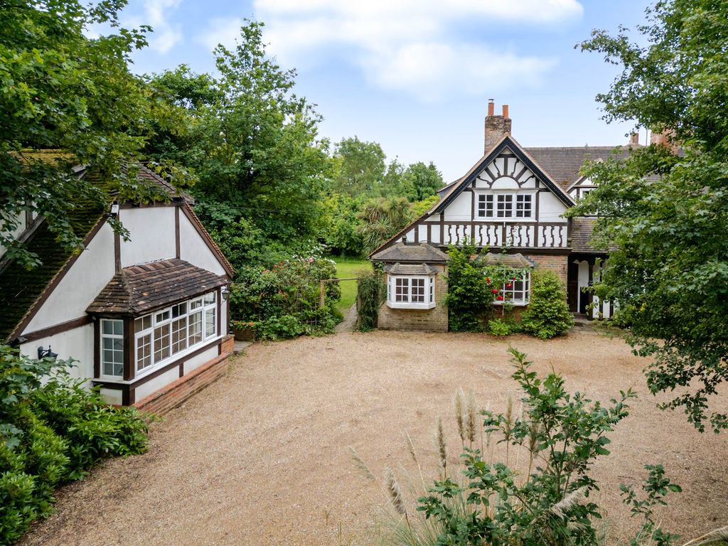 Tilburstow Hill Road South Godstone